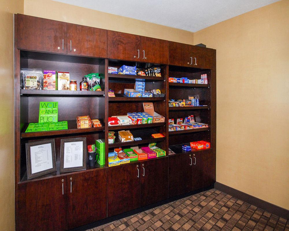 Cambria Hotel Akron - Canton Airport Uniontown Buitenkant foto