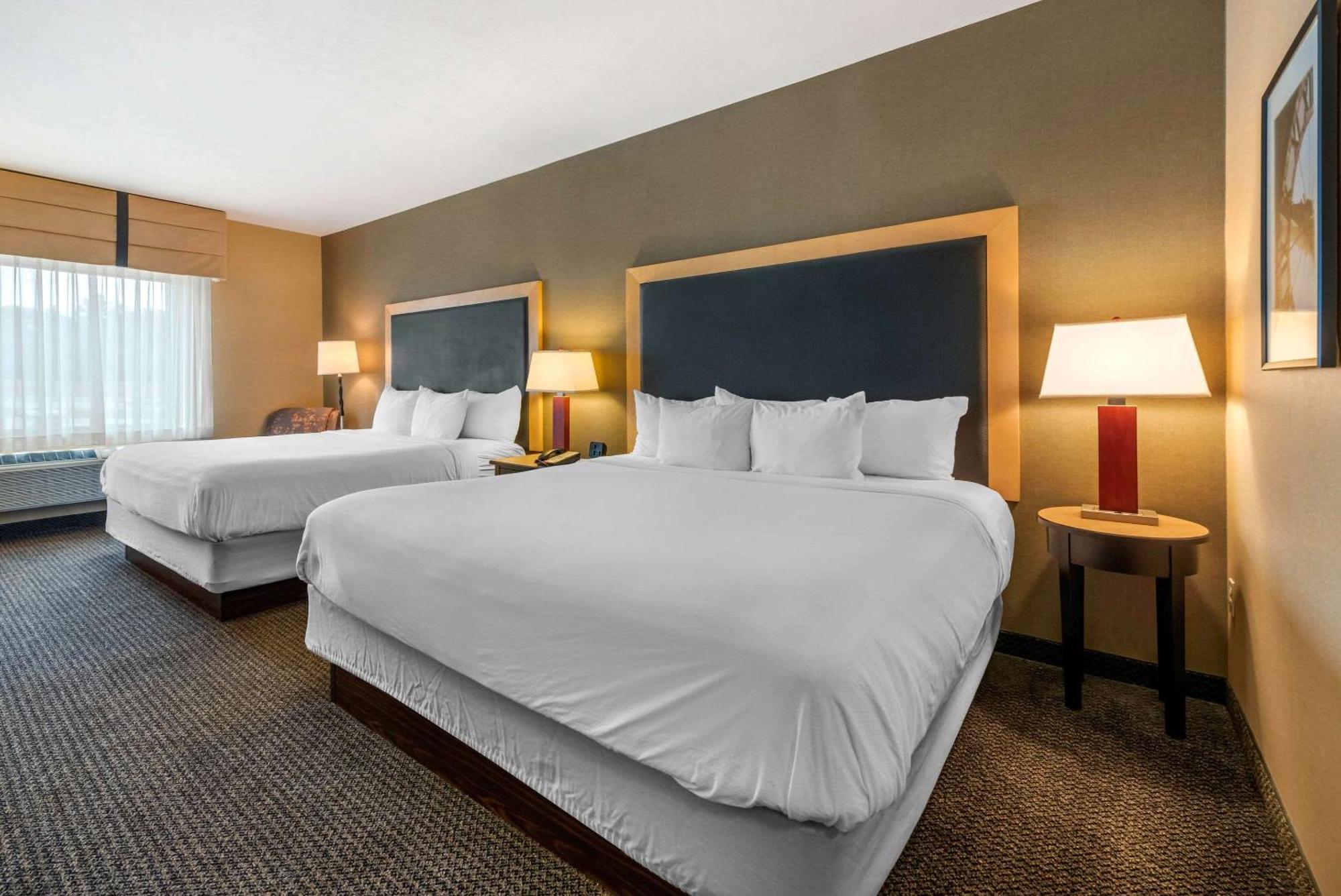 Cambria Hotel Akron - Canton Airport Uniontown Buitenkant foto